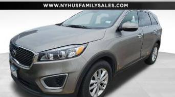 KIA SORENTO 2017 5XYPG4A32HG328262 image