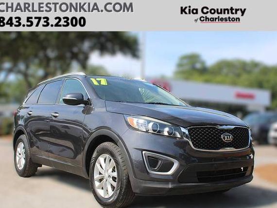 KIA SORENTO 2017 5XYPG4A39HG272871 image