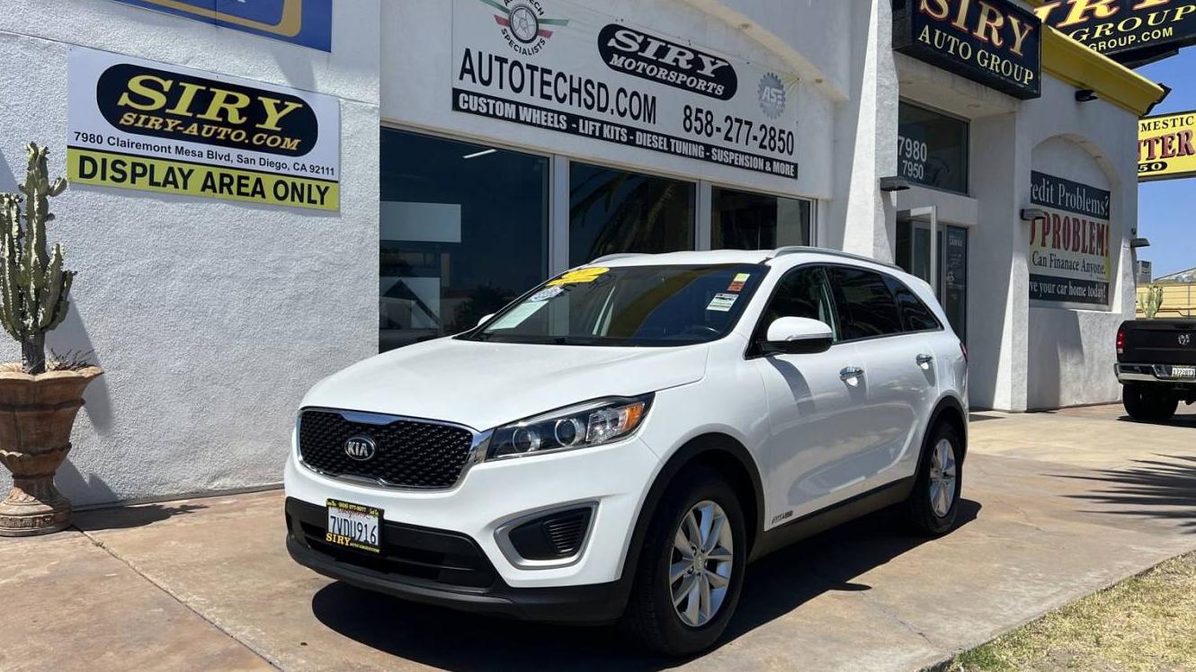 KIA SORENTO 2017 5XYPGDA53HG232576 image