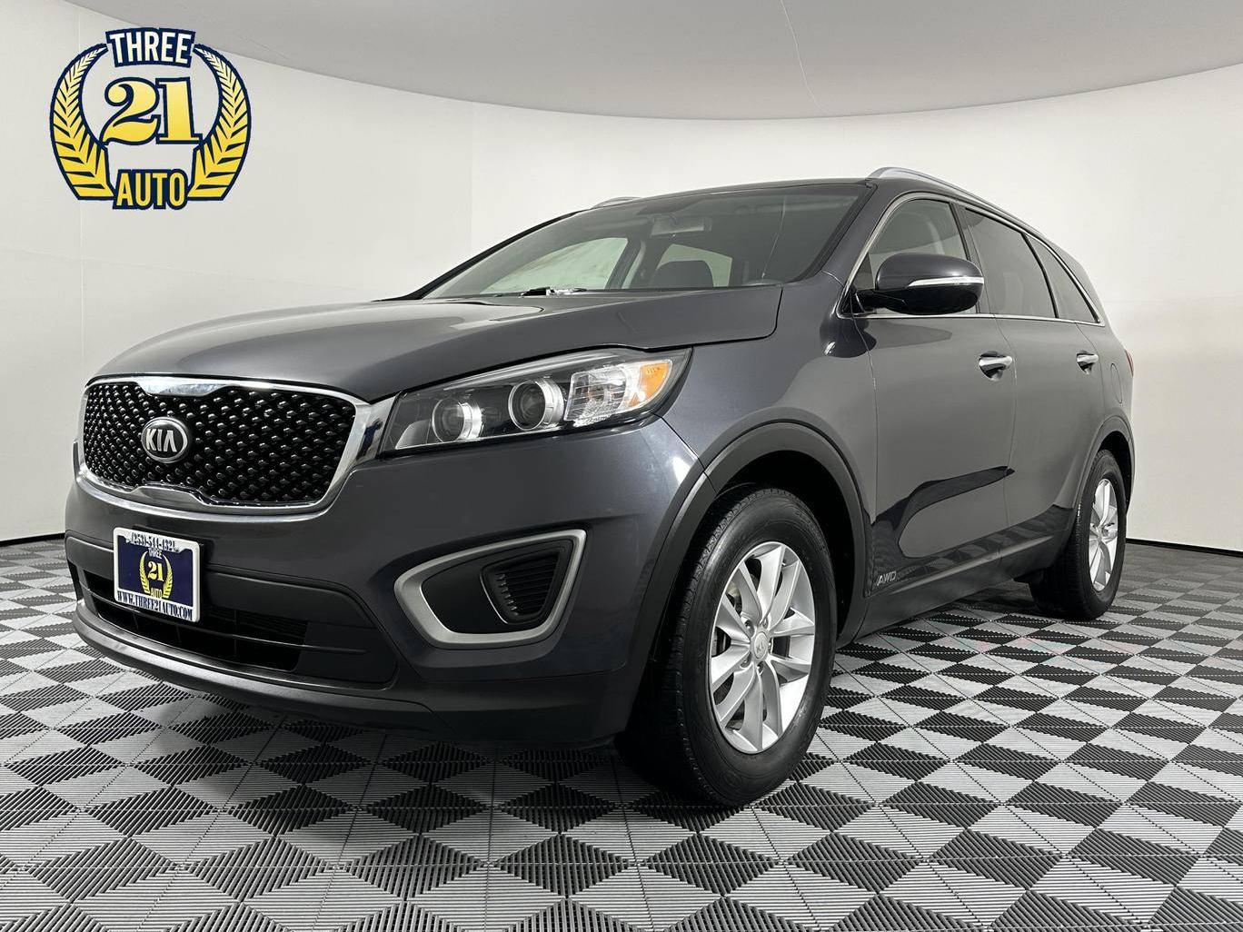 KIA SORENTO 2017 5XYPGDA37HG288163 image