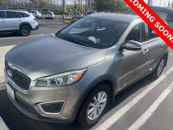 KIA SORENTO 2017 5XYPG4A38HG261246 image