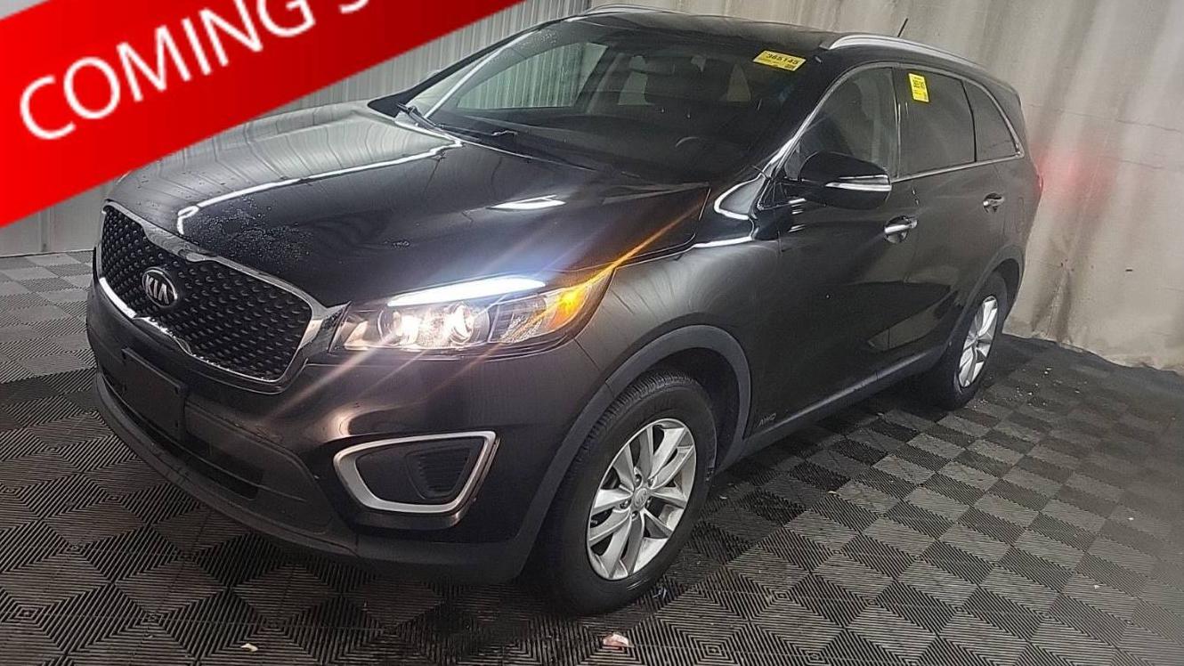 KIA SORENTO 2017 5XYPGDA32HG215864 image