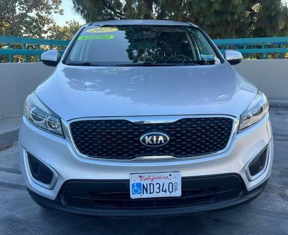 KIA SORENTO 2017 5XYPG4A39HG249770 image