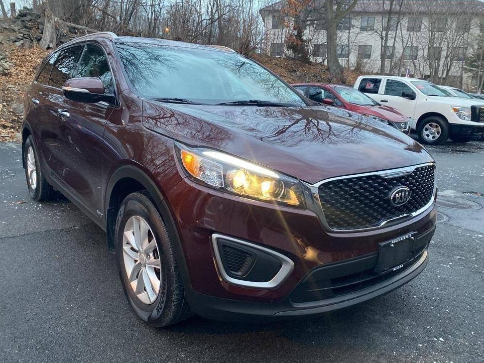 KIA SORENTO 2017 5XYPGDA34HG271272 image