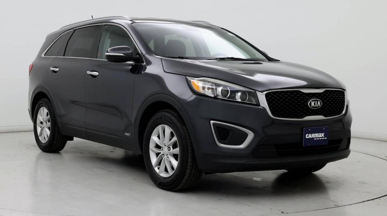 KIA SORENTO 2017 5XYPGDA38HG247007 image