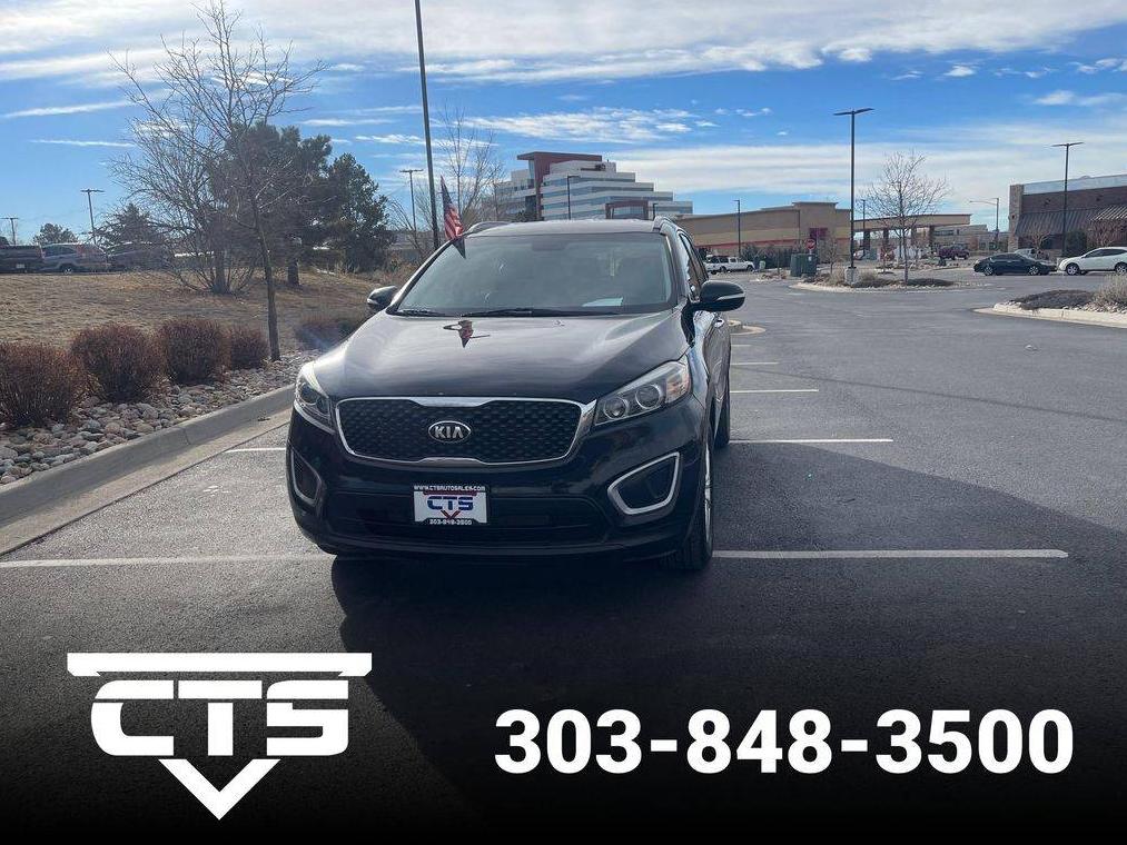 KIA SORENTO 2017 5XYPGDA51HG332837 image