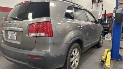 KIA SORENTO 2012 5XYKTDA26CG248436 image