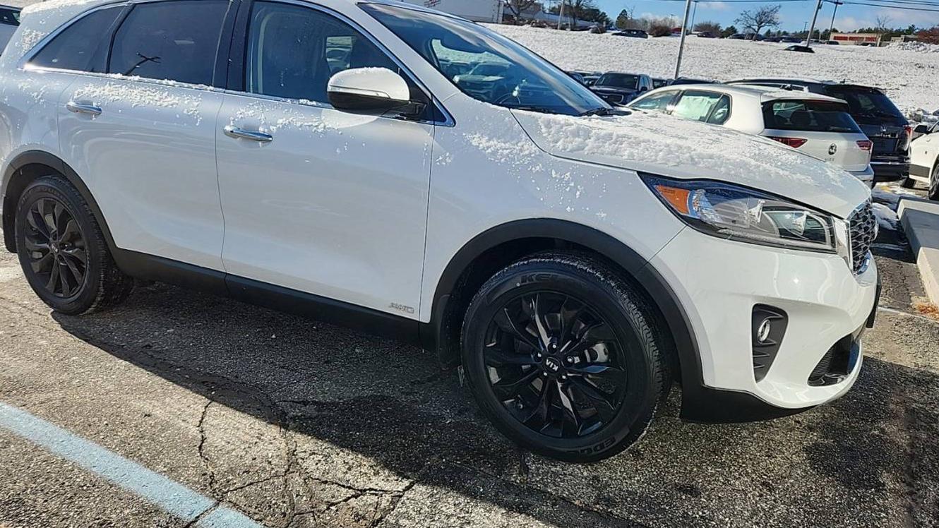 KIA SORENTO 2020 5XYPHDA58LG651853 image