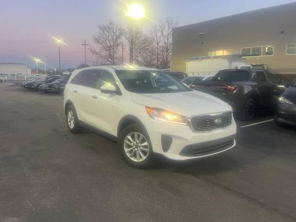 KIA SORENTO 2020 5XYPG4A50LG626769 image