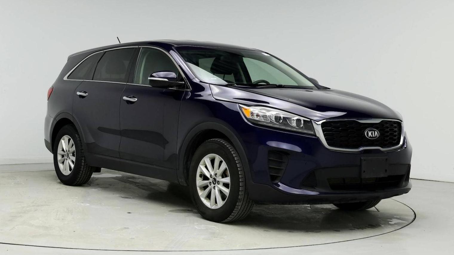 KIA SORENTO 2020 5XYPG4A31LG644521 image