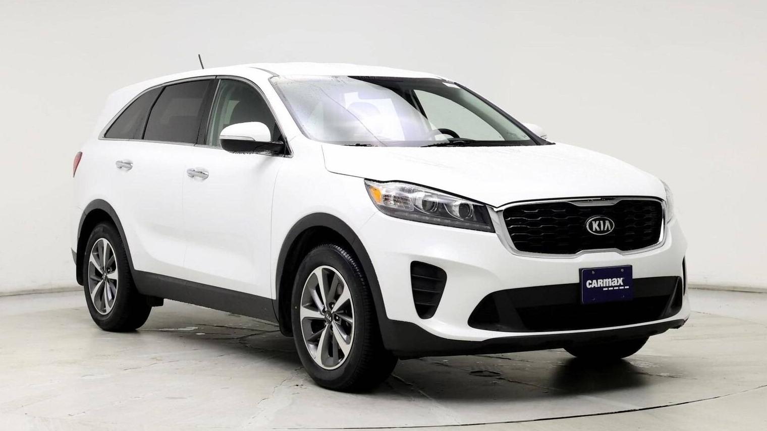 KIA SORENTO 2020 5XYPG4A59LG692253 image