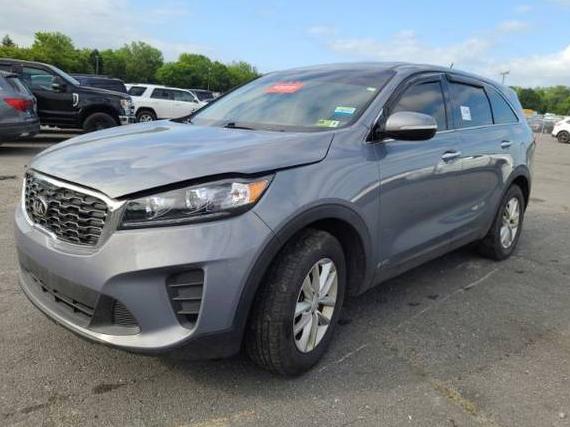 KIA SORENTO 2020 5XYPGDA39LG656240 image