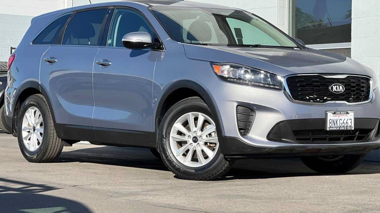 KIA SORENTO 2020 5XYPG4A37LG625990 image