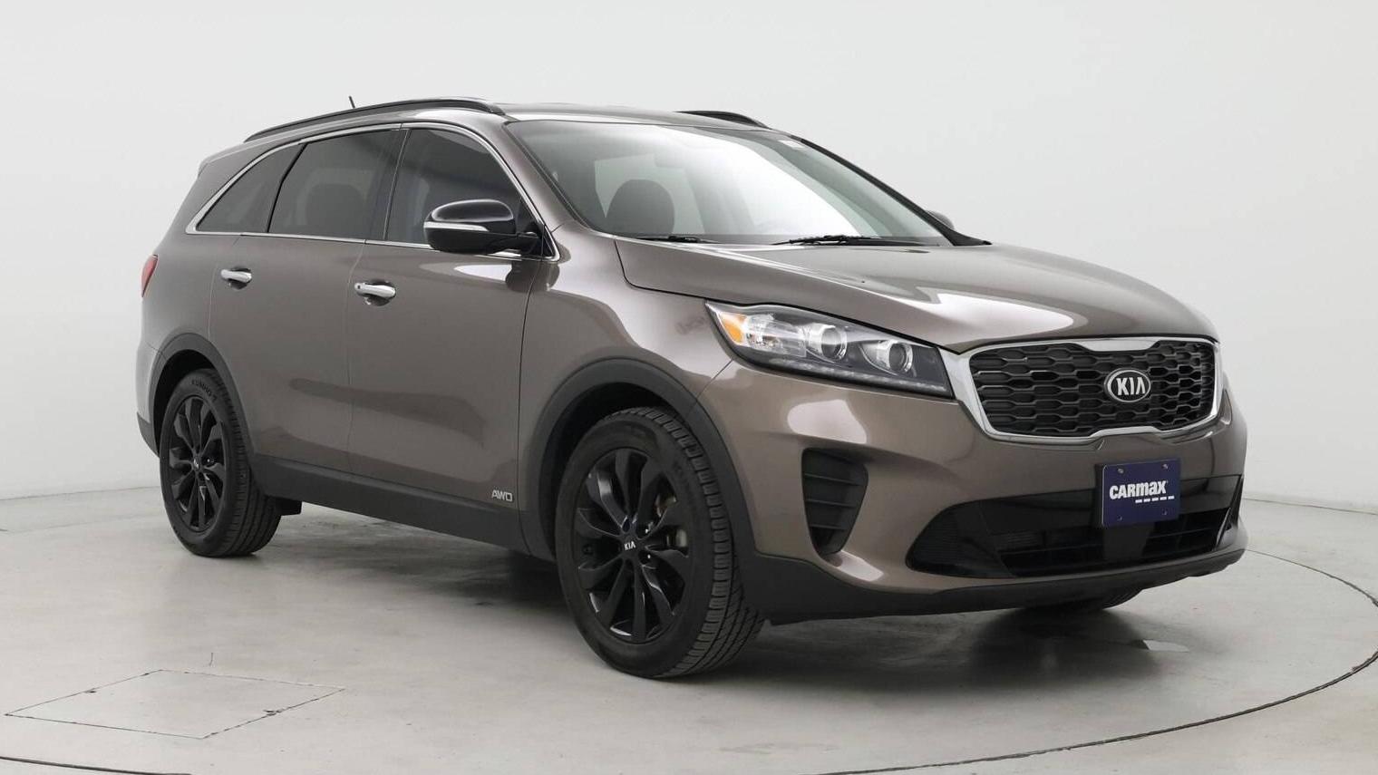 KIA SORENTO 2020 5XYPGDA56LG639185 image