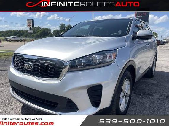 KIA SORENTO 2020 5XYPG4A55LG615010 image