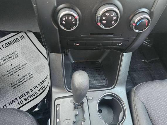 KIA SORENTO 2011 5XYKT3A12BG172598 image