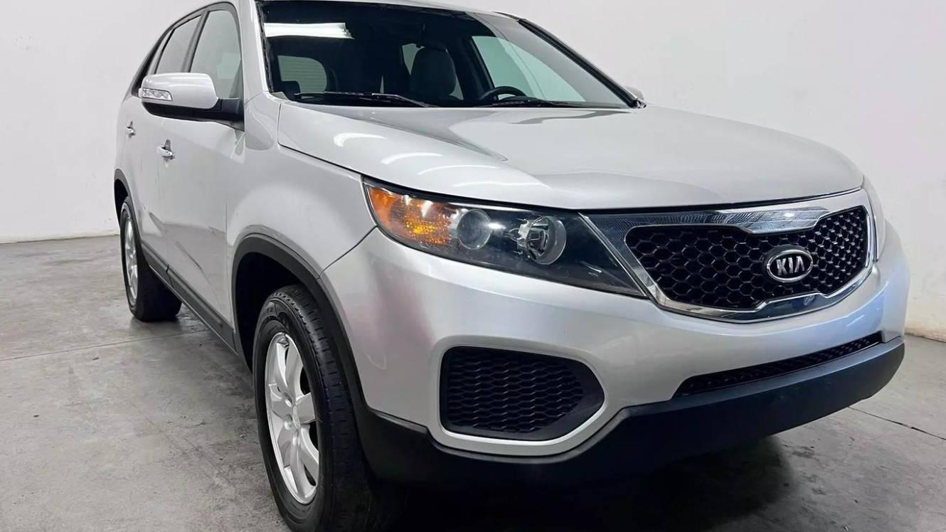 KIA SORENTO 2011 5XYKT3A13BG185652 image