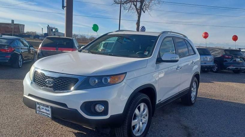 KIA SORENTO 2011 5XYKTCA16BG173298 image