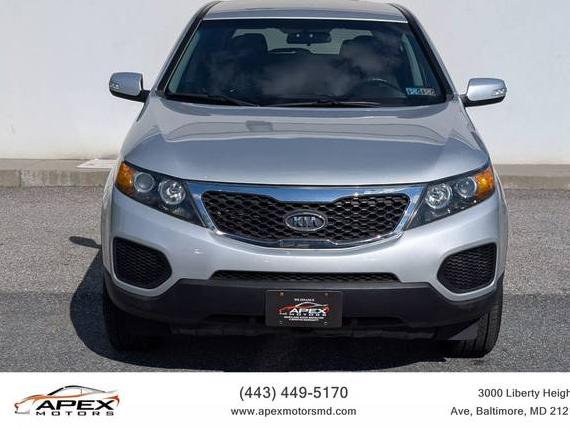 KIA SORENTO 2011 5XYKT3A11BG068636 image