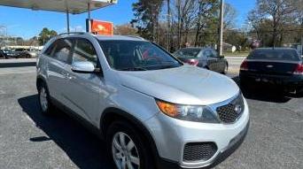 KIA SORENTO 2013 5XYKTDA29DG336771 image