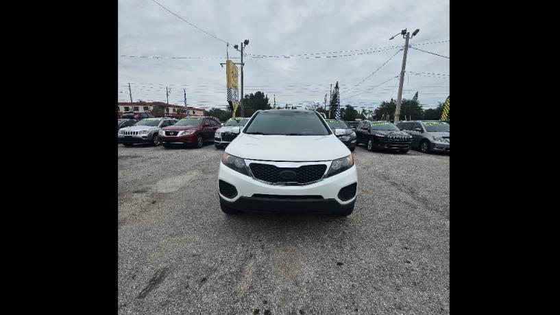 KIA SORENTO 2013 5XYKT3A17DG400064 image