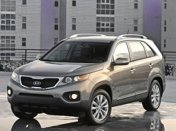 KIA SORENTO 2013 5XYKTDA22DG397749 image
