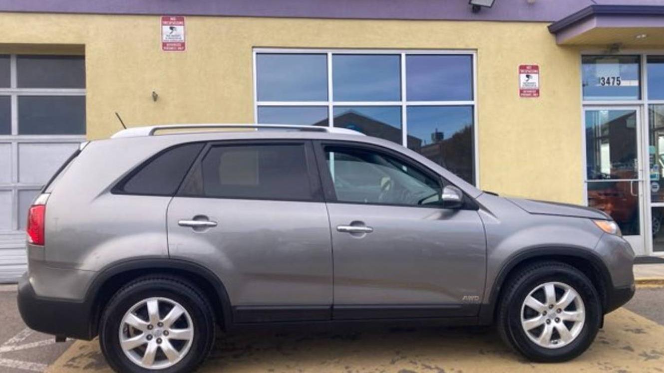 KIA SORENTO 2013 5XYKTDA27DG346487 image