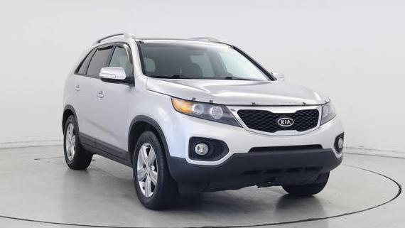KIA SORENTO 2013 5XYKU4A29DG413085 image