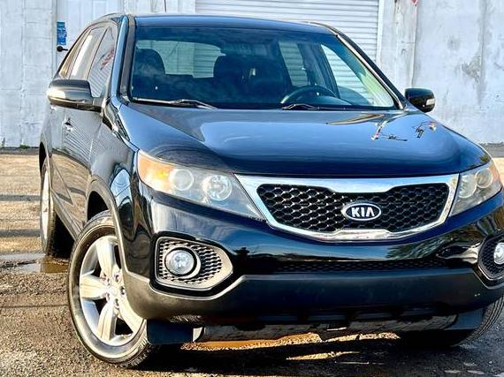 KIA SORENTO 2013 5XYKU3A21DG357220 image