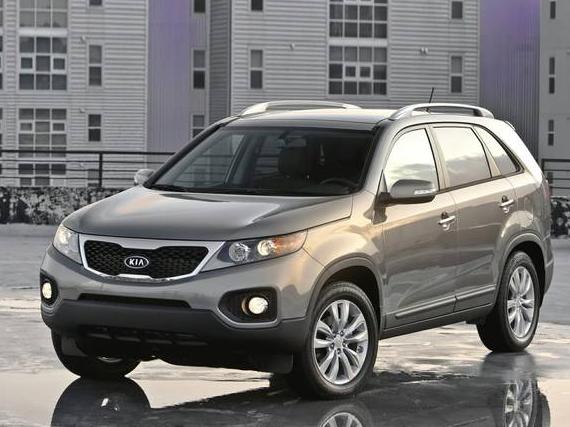 KIA SORENTO 2013 5XYKTCA63DG318439 image