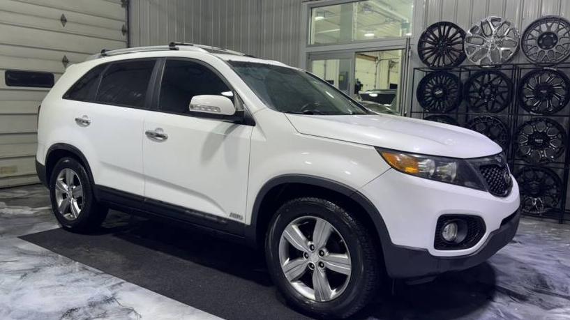 KIA SORENTO 2013 5XYKUDA63DG408578 image