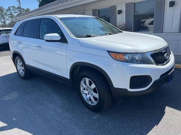 KIA SORENTO 2013 5XYKT3A11DG358068 image