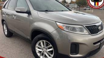 KIA SORENTO 2015 5XYKTCA60FG639552 image