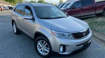 KIA SORENTO 2015 5XYKTDA68FG644326 image