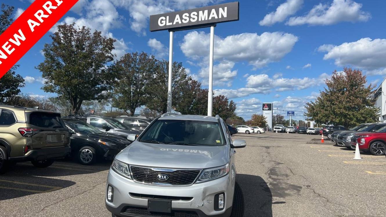 KIA SORENTO 2015 5XYKTCA65FG560488 image