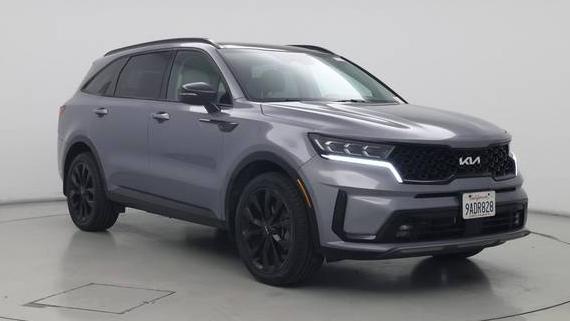 KIA SORENTO 2022 5XYRK4LF6NG101991 image