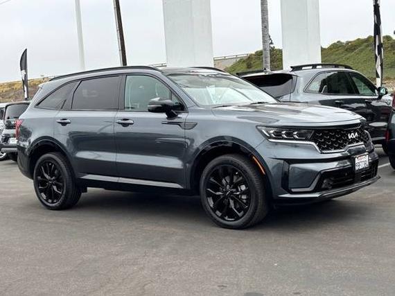 KIA SORENTO 2022 5XYRKDLFXNG110242 image