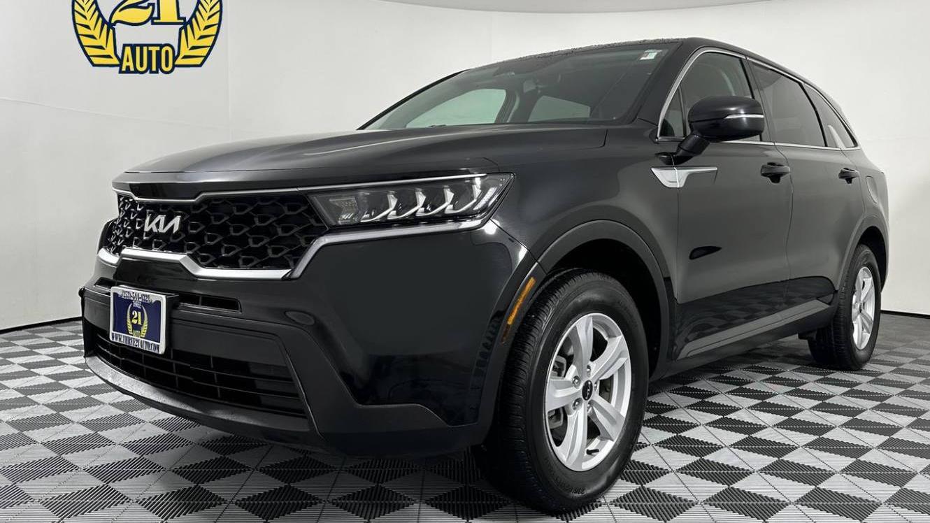 KIA SORENTO 2022 5XYRGDLCXNG103833 image