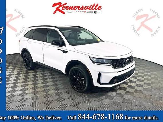 KIA SORENTO 2022 5XYRKDLF2NG110638 image