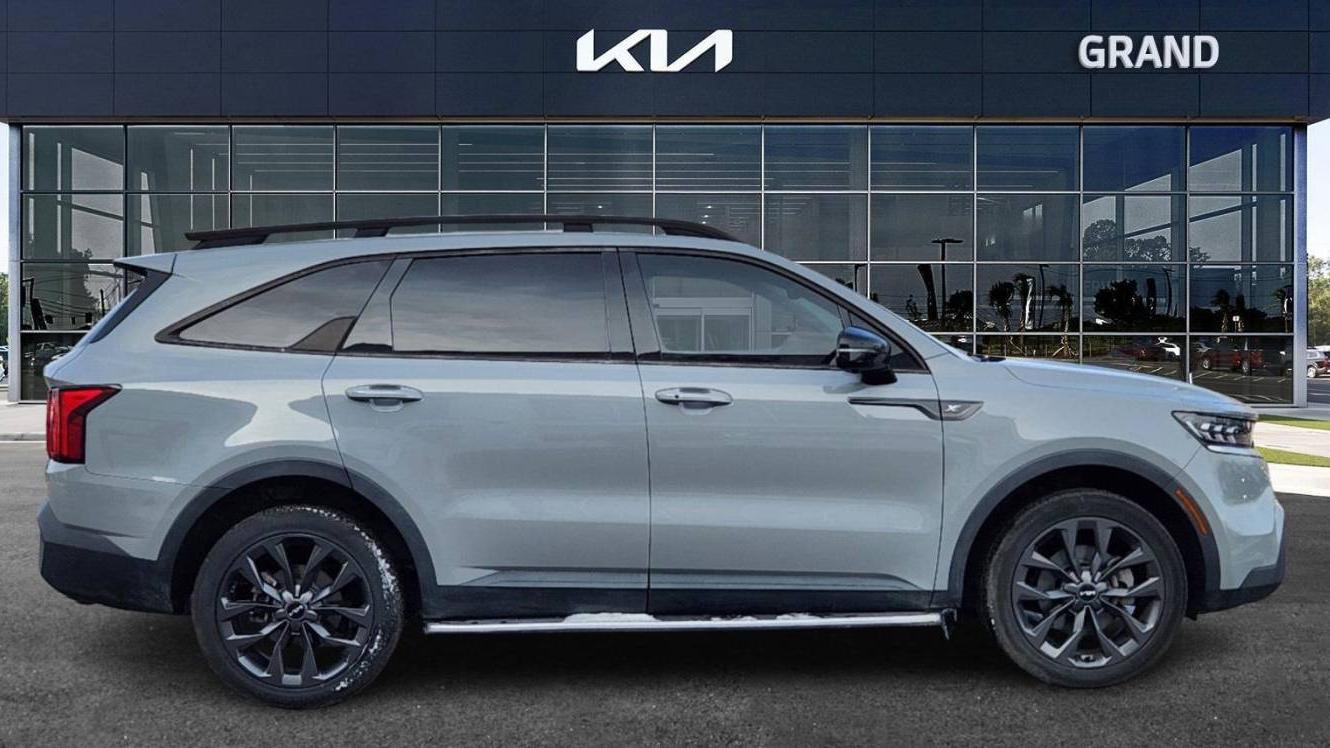 KIA SORENTO 2022 5XYRKDLF3NG151134 image