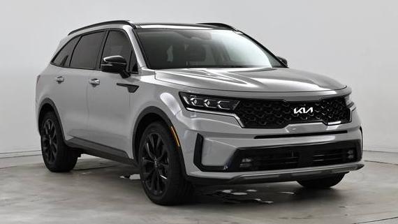 KIA SORENTO 2022 5XYRK4LFXNG133956 image