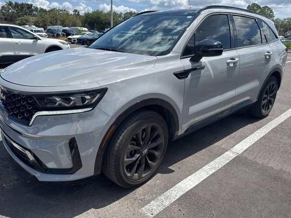 KIA SORENTO 2022 5XYRK4LF9NG116310 image