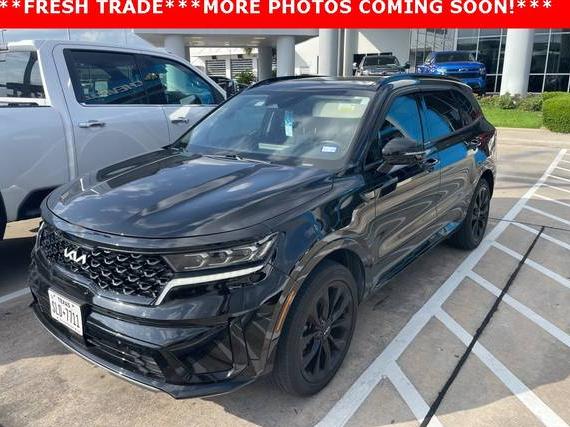 KIA SORENTO 2022 5XYRK4LF1NG076935 image
