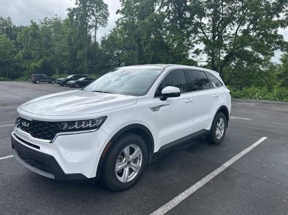 KIA SORENTO 2022 5XYRG4LC3NG138293 image