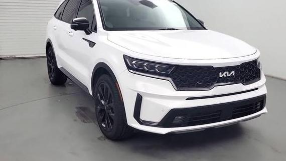 KIA SORENTO 2022 5XYRK4LF8NG126794 image