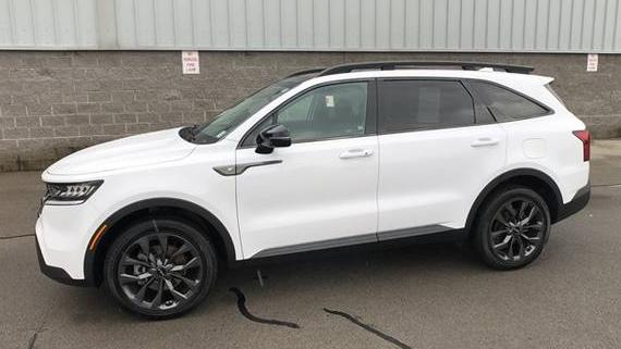 KIA SORENTO 2022 5XYRHDLF8NG105443 image
