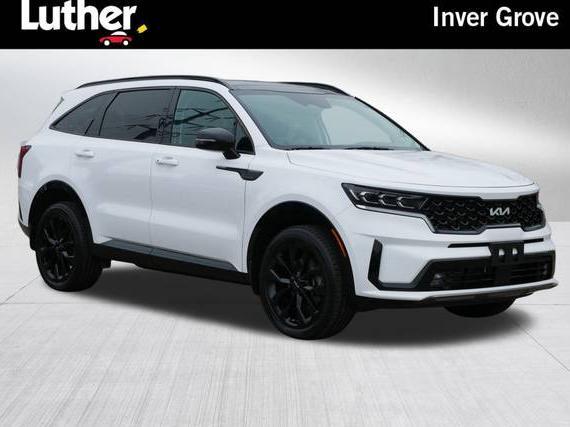 KIA SORENTO 2022 5XYRKDLF7NG101093 image