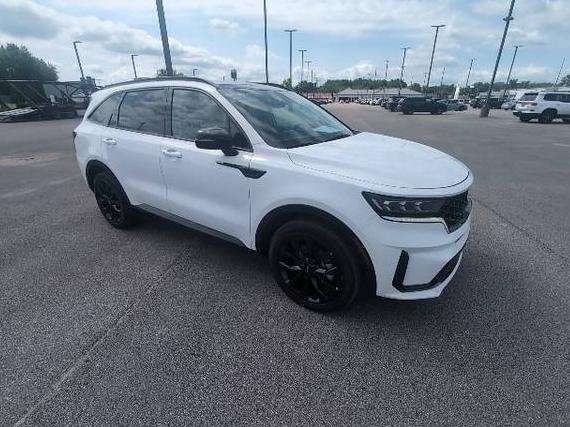 KIA SORENTO 2022 5XYRK4LF1NG133229 image