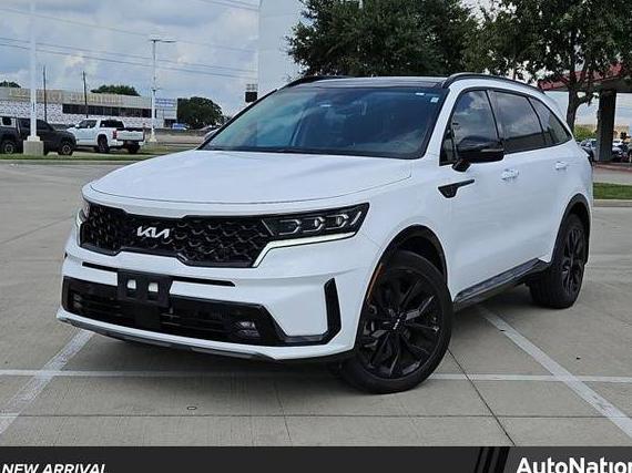 KIA SORENTO 2022 5XYRK4LF3NG158861 image