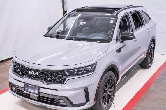 KIA SORENTO 2022 5XYRK4LF3NG087483 image